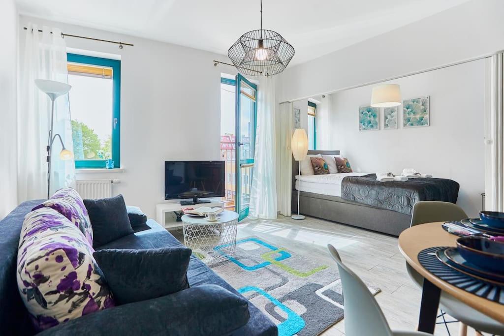 Apartment Golden Hour Apartments- Armii Krajowej 9 *