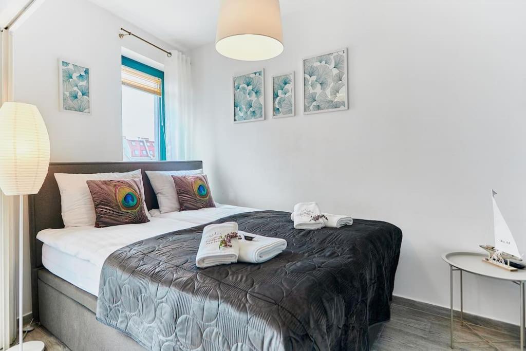 Golden Hour Apartments- Armii Krajowej 9 Apartment Swinoujscie