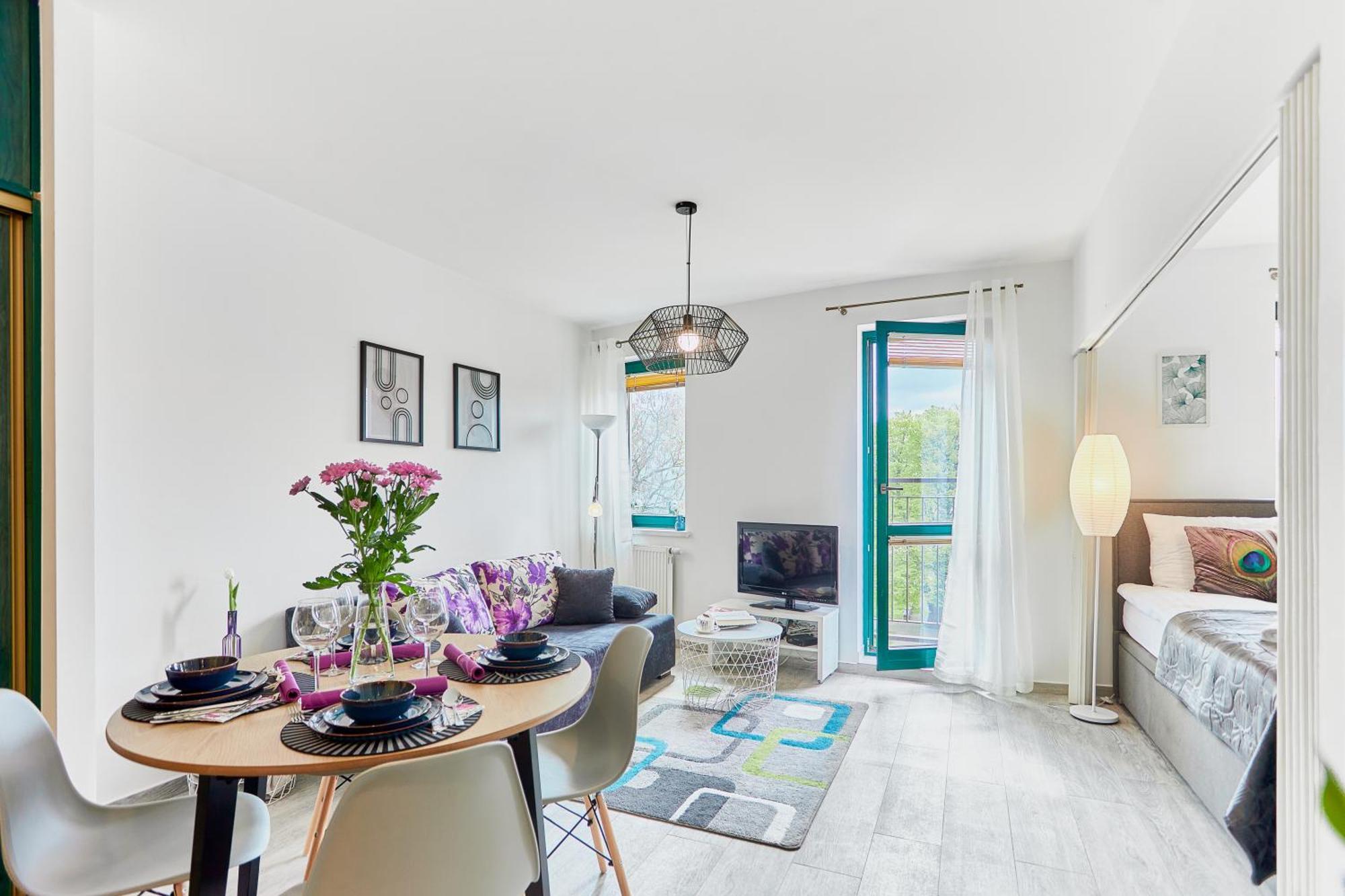 Golden Hour Apartments- Armii Krajowej 9 *
